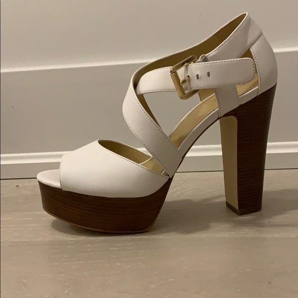 Michael Kors Jodi Leather Platform Heels - Picture 2 of 3